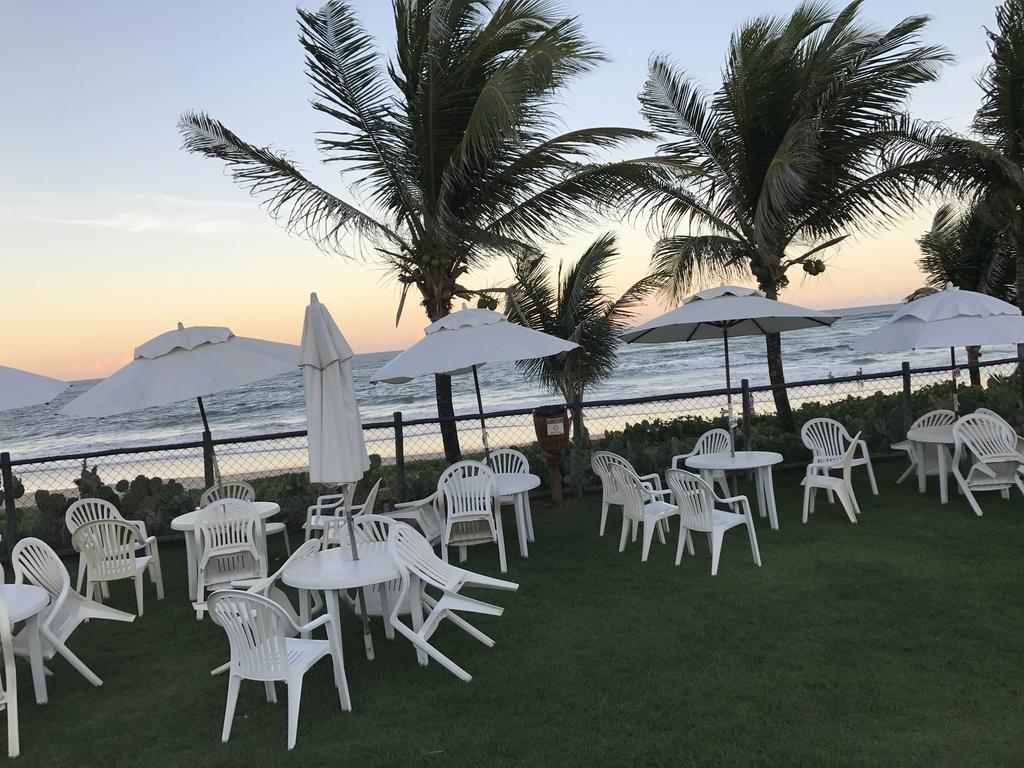 Flat Guarajuba Beira Da Praia Pe Na Areia 외부 사진