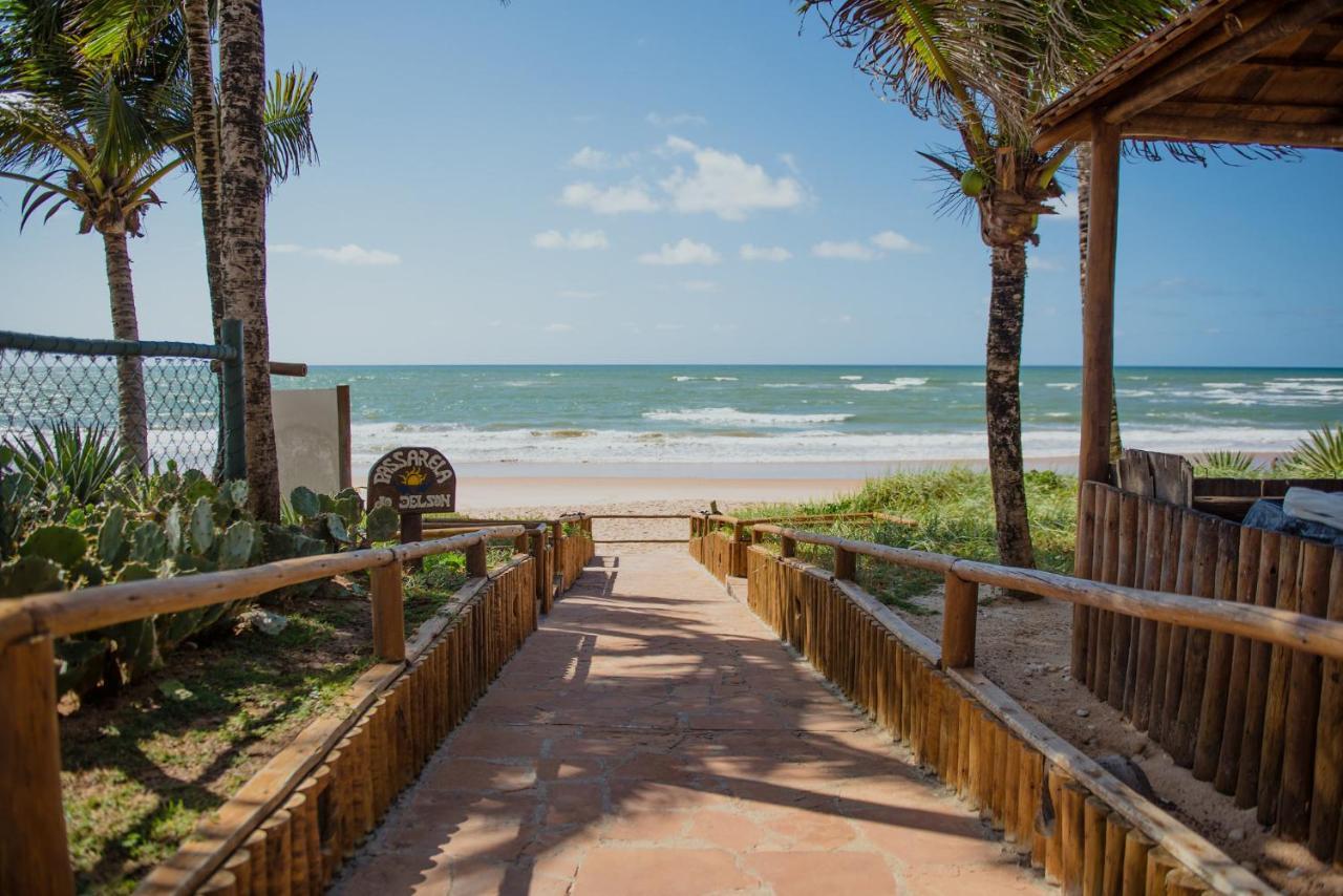 Flat Guarajuba Beira Da Praia Pe Na Areia 외부 사진